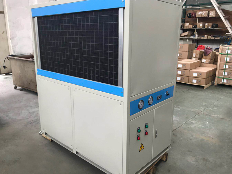 油冷機冬季清洗應該清洗哪些部件？